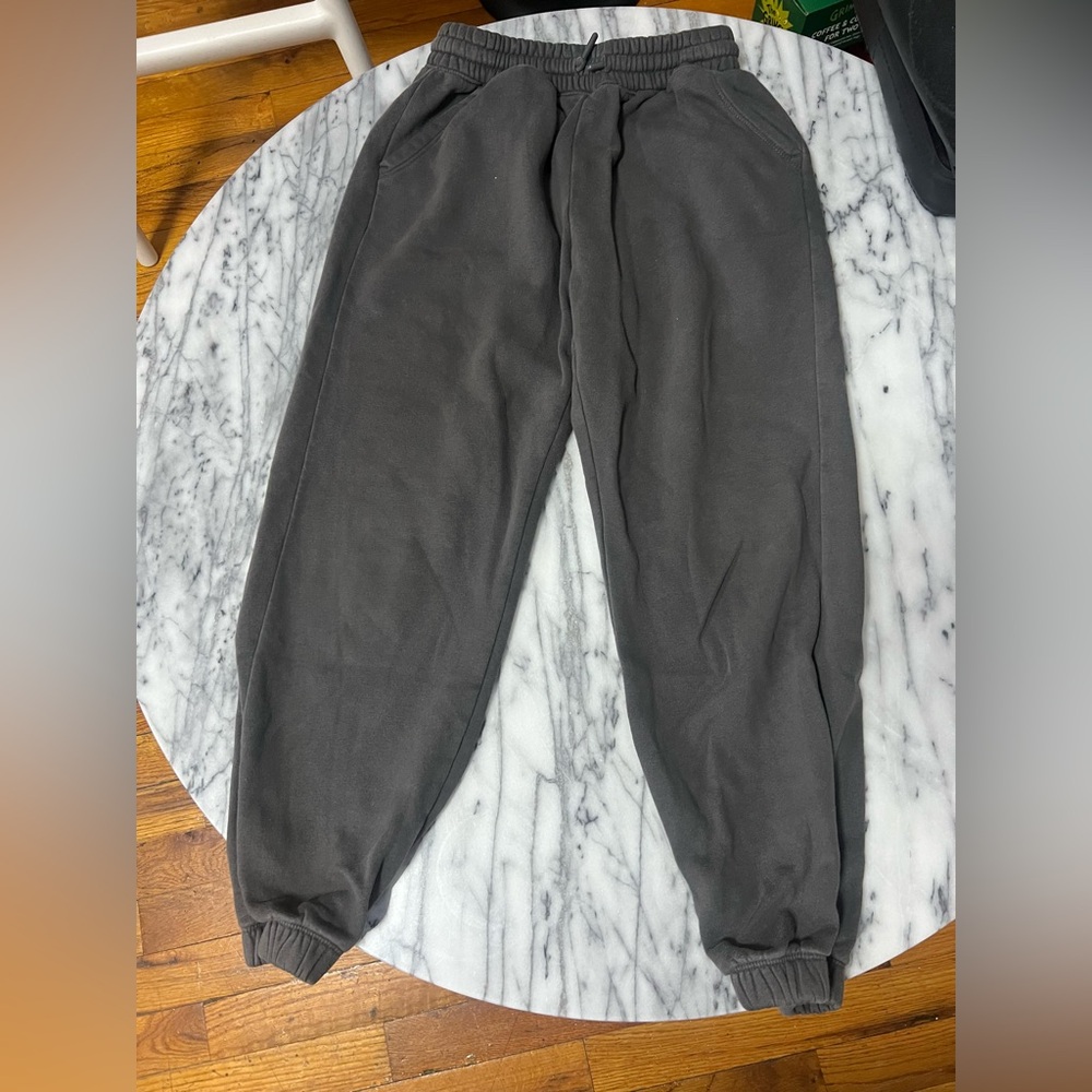GAP Charcoal Joggers girls size m (8)